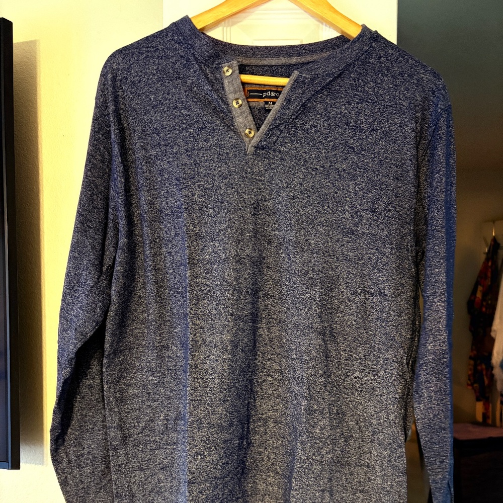 PD&C Men's Long Sleeved Henley Shirt | Size M
